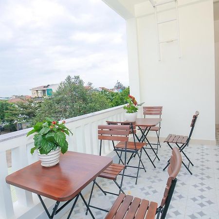 Van May Homestay Хойан Экстерьер фото