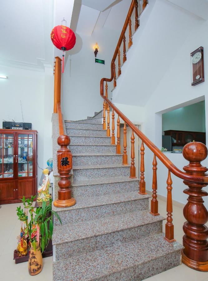 Van May Homestay Хойан Экстерьер фото