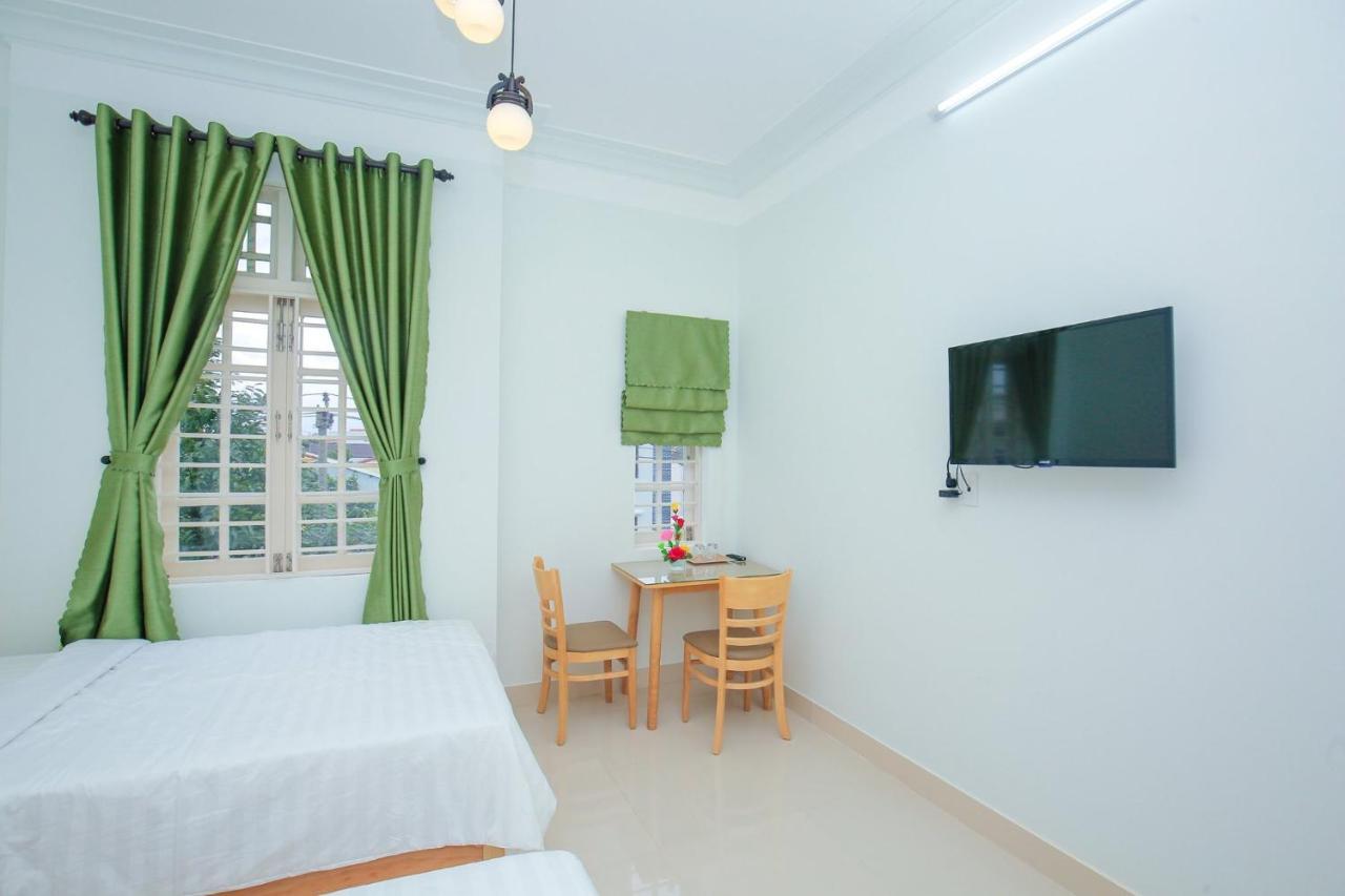 Van May Homestay Хойан Экстерьер фото